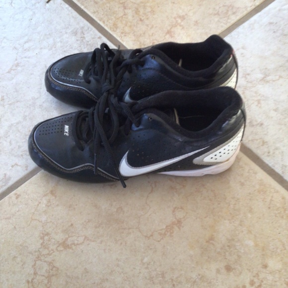 Baseball shoes - Picture 2 of 6